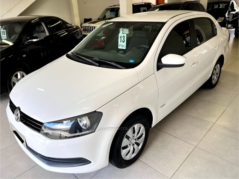 VOYAGE 1.6 MI TREND 8V FLEX 4P MANUAL - 2013 - CARLOS BARBOSA