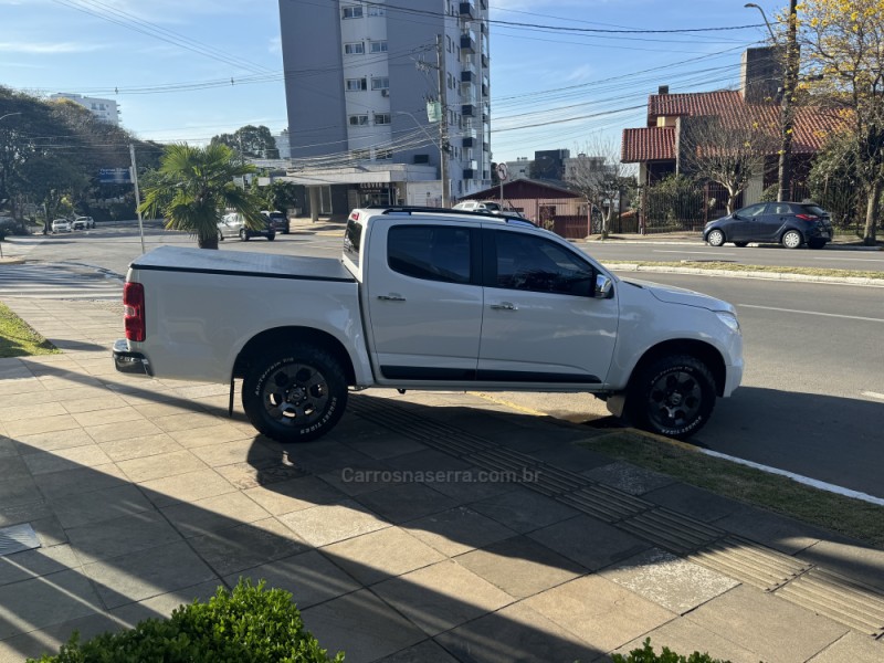 S10 2.4 LTZ 4X2 CD 8V FLEX 4P MANUAL - 2014 - FARROUPILHA