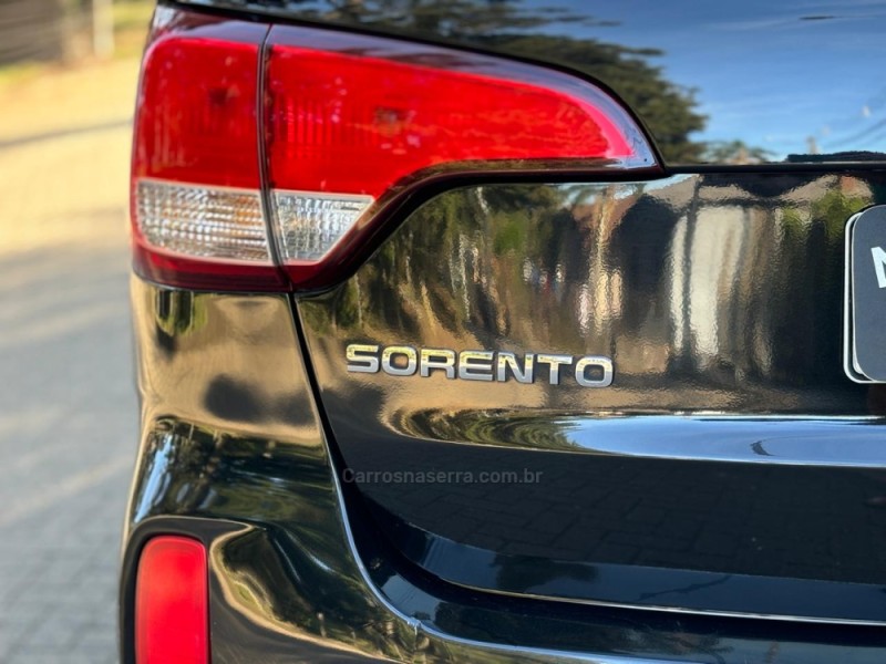 SORENTO 2.4 EX 4X2 16V GASOLINA 4P AUTOMÁTICO - 2015 - CAXIAS DO SUL