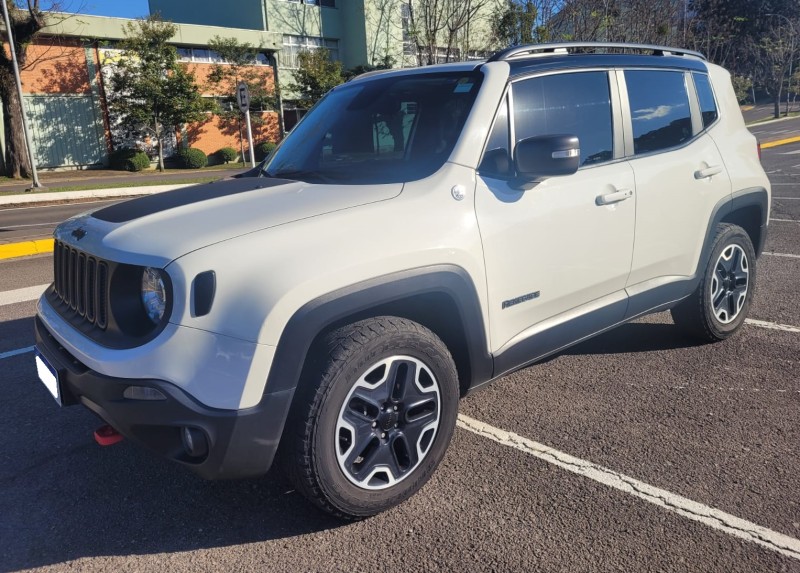 RENEGADE 2.0 16V TURBO DIESEL TRAILHAWK 4P 4X4 AUTOMÁTICO - 2018 - FLORES DA CUNHA