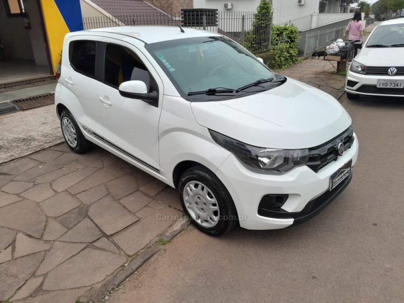 MOBI 1.0 8V EVO FLEX LIKE. MANUAL - 2017 - NOVA PRATA