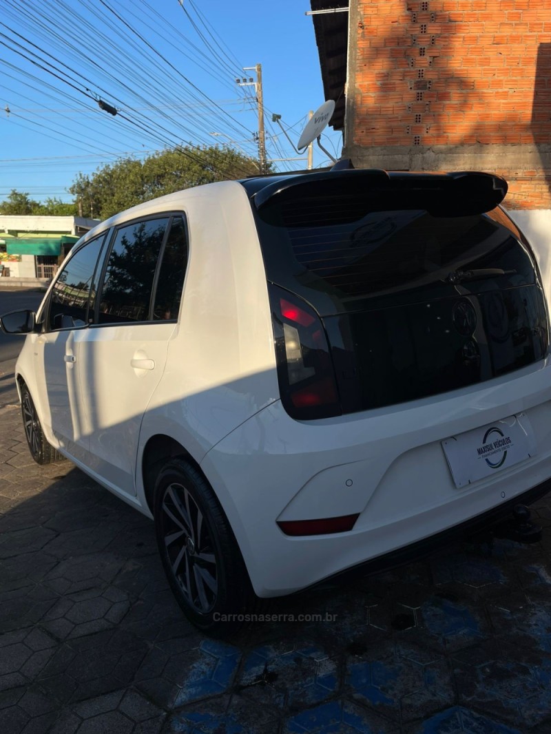 UP 1.0 TSI MOVE UP 12V FLEX 4P MANUAL - 2018 - GRAVATAí