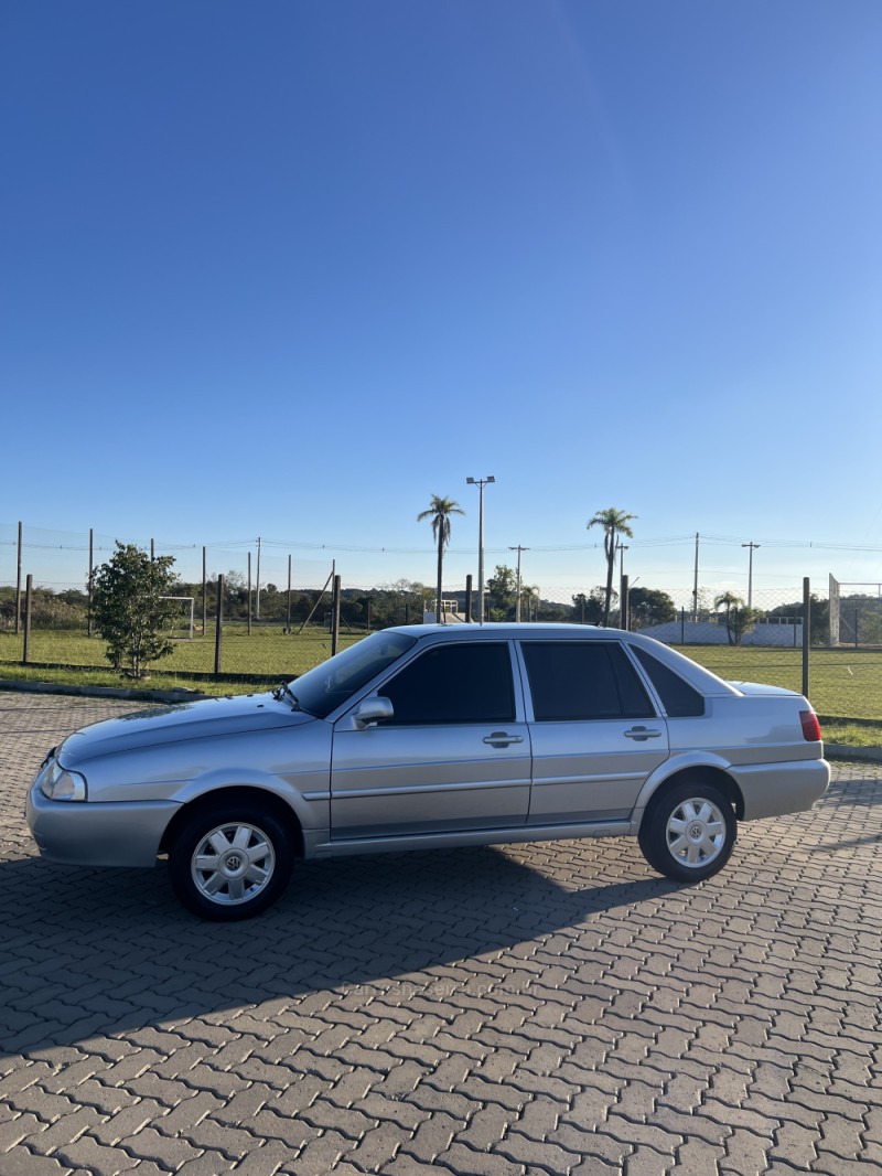 SANTANA 2.0 MI 8V GASOLINA 4P MANUAL - 2003 - ANTôNIO PRADO