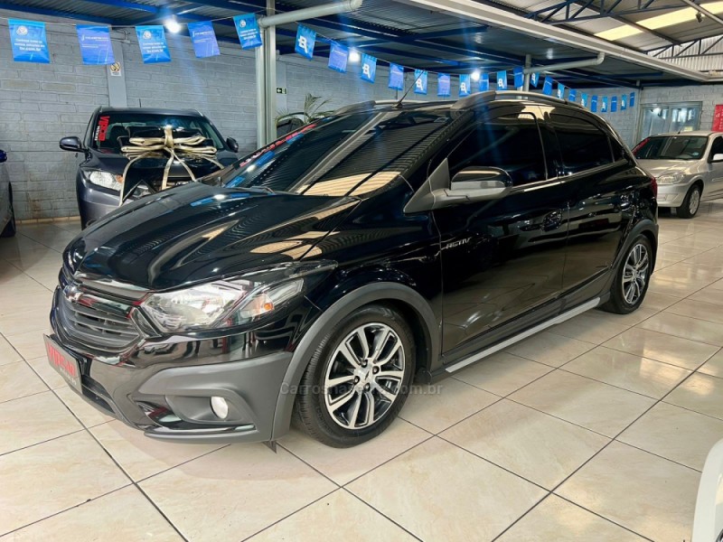 ONIX 1.4 MPFI ACTIV 8V FLEX 4P MANUAL - 2017 - ESTâNCIA VELHA