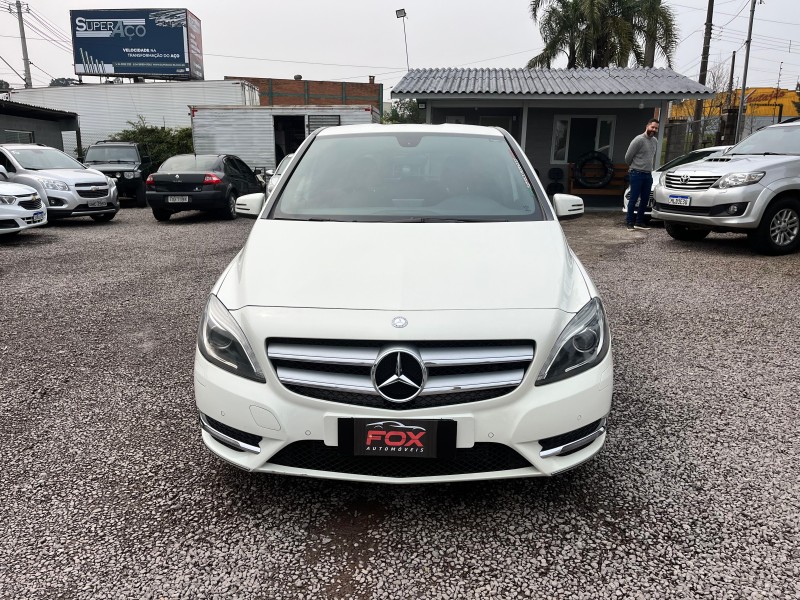 B 200 1.6 SPORT TURBO GASOLINA 4P AUTOMÁTICO - 2014 - CAXIAS DO SUL