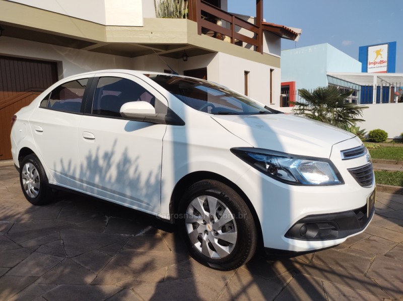 PRISMA 1.4 MPFI LT 8V FLEX 4P MANUAL - 2014 - CAXIAS DO SUL