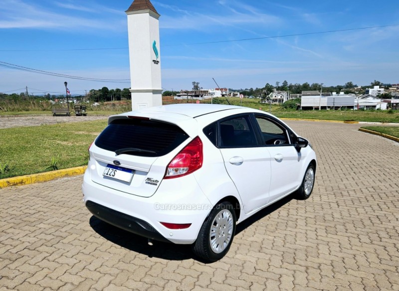 FIESTA 1.6 SE HATCH 16V FLEX 4P MANUAL - 2019 - LAJEADO