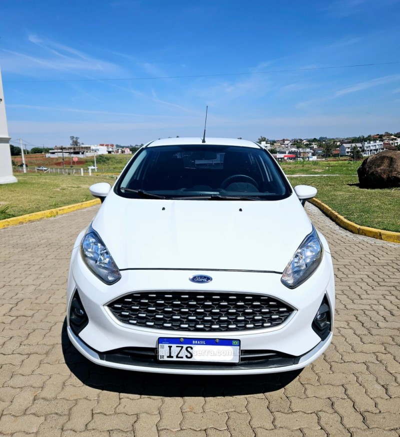 FIESTA 1.6 SE HATCH 16V FLEX 4P MANUAL - 2019 - LAJEADO