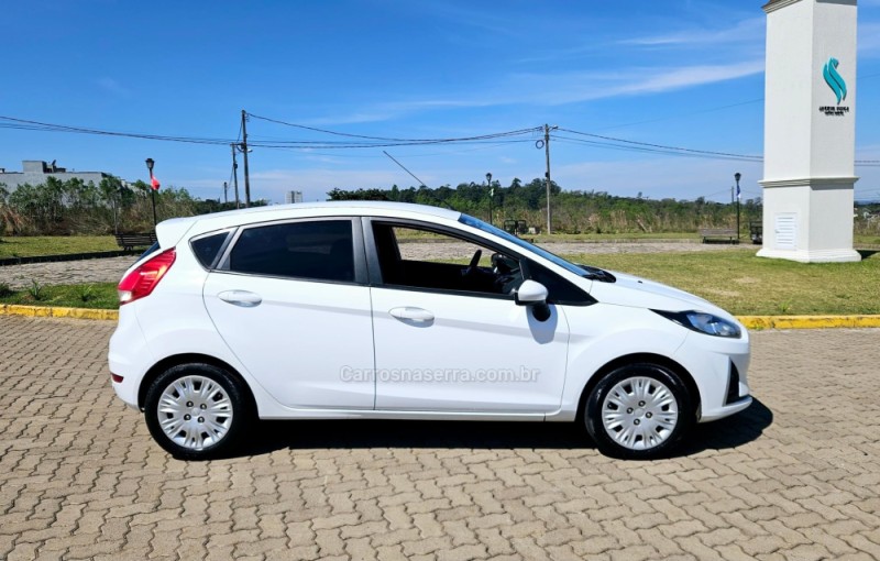 FIESTA 1.6 SE HATCH 16V FLEX 4P MANUAL - 2019 - LAJEADO