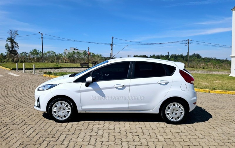 FIESTA 1.6 SE HATCH 16V FLEX 4P MANUAL - 2019 - LAJEADO