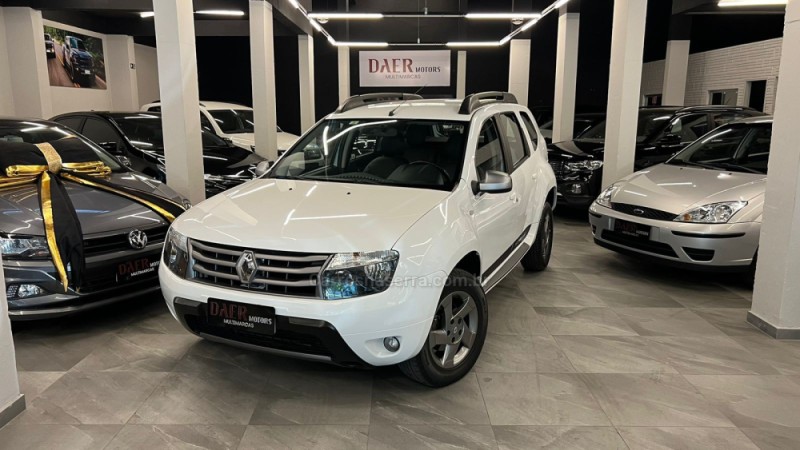 DUSTER 1.6 TECH ROAD 4X2 16V FLEX 4P MANUAL - 2015 - NOVO HAMBURGO