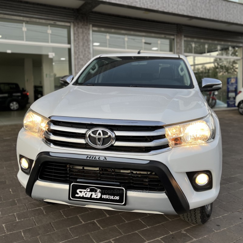 HILUX 2.8 SRV 4X4 CD 16V DIESEL 4P AUTOMÁTICO - 2018 - VACARIA