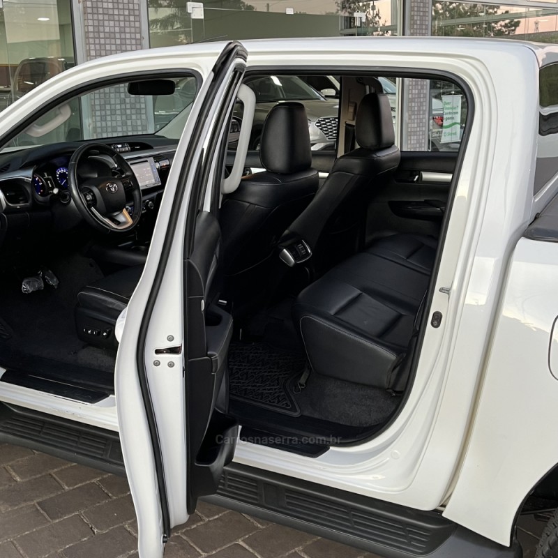 HILUX 2.8 SRV 4X4 CD 16V DIESEL 4P AUTOMÁTICO - 2018 - VACARIA