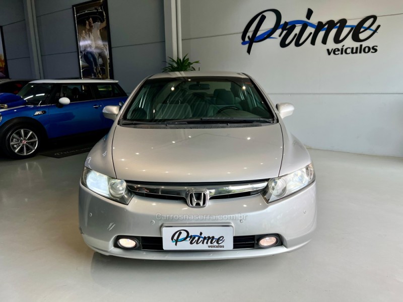 CIVIC 1.8 LXS 16V FLEX 4P MANUAL - 2007 - ESTâNCIA VELHA