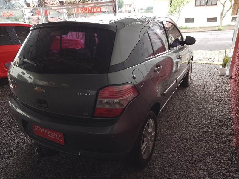 AGILE 1.4 MPFI LTZ 8V FLEX 4P MANUAL - 2011 - CAXIAS DO SUL