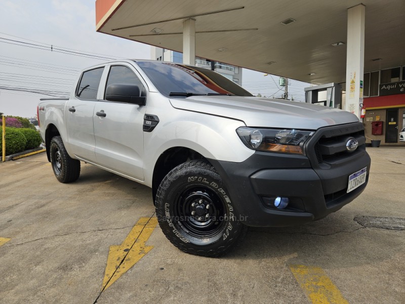 RANGER 2.2 XL 4X4 CD 16V DIESEL 4P MANUAL - 2020 - CAXIAS DO SUL