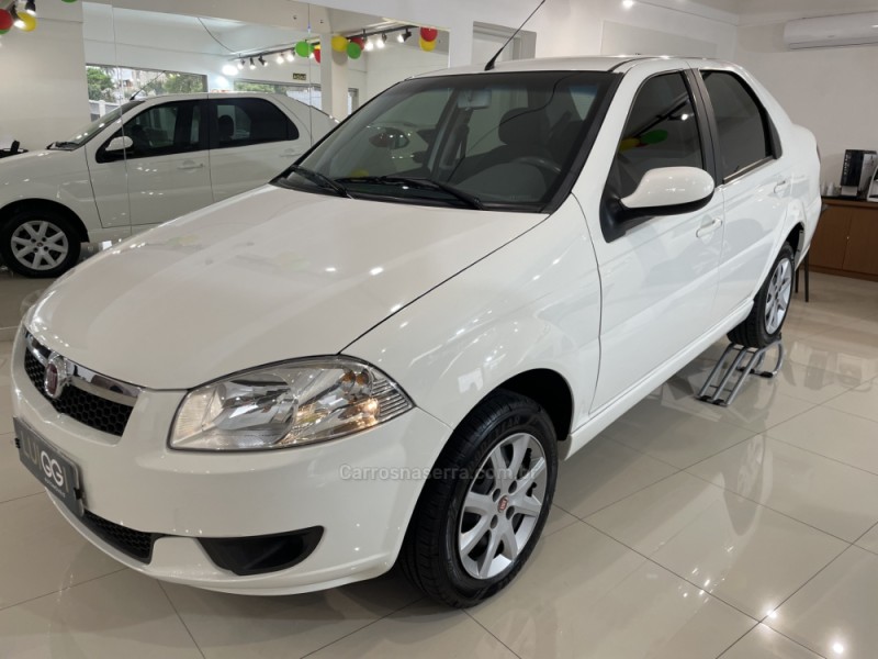 SIENA 1.0 MPI EL 8V FLEX 4P MANUAL