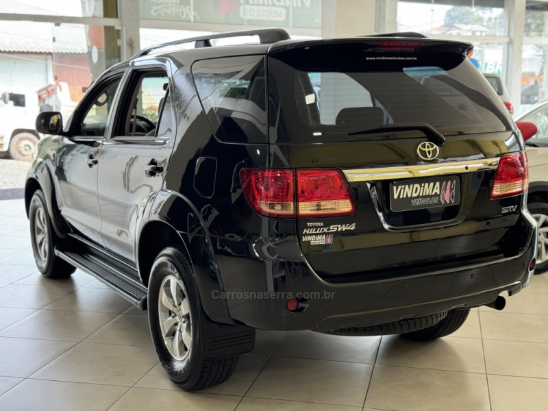 HILUX SW4 3.0 SRV 4X4 16V TURBO INTERCOOLER DIESEL 4P AUTOMÁTICO - 2006 - FLORES DA CUNHA