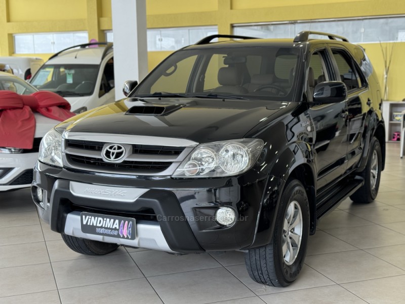 HILUX SW4 3.0 SRV 4X4 16V TURBO INTERCOOLER DIESEL 4P AUTOMÁTICO - 2006 - FLORES DA CUNHA