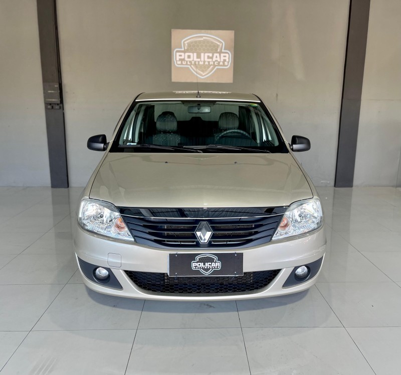 LOGAN 1.0 EXPRESSION 12V FLEX 4P MANUAL - 2012 - CAXIAS DO SUL