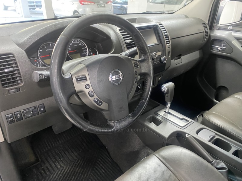 FRONTIER 2.5 SL 4X4 CD TURBO ELETRONIC DIESEL 4P AUTOMÁTICO - 2015 - BENTO GONçALVES