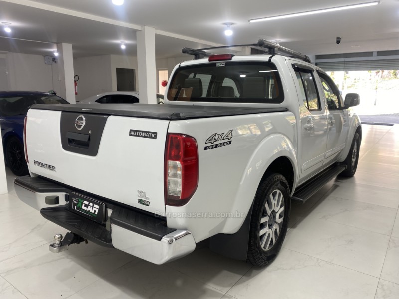 FRONTIER 2.5 SL 4X4 CD TURBO ELETRONIC DIESEL 4P AUTOMÁTICO - 2015 - BENTO GONçALVES