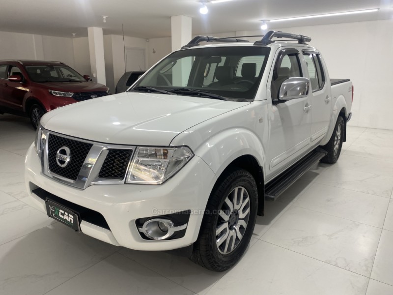 FRONTIER 2.5 SL 4X4 CD TURBO ELETRONIC DIESEL 4P AUTOMÁTICO - 2015 - BENTO GONçALVES