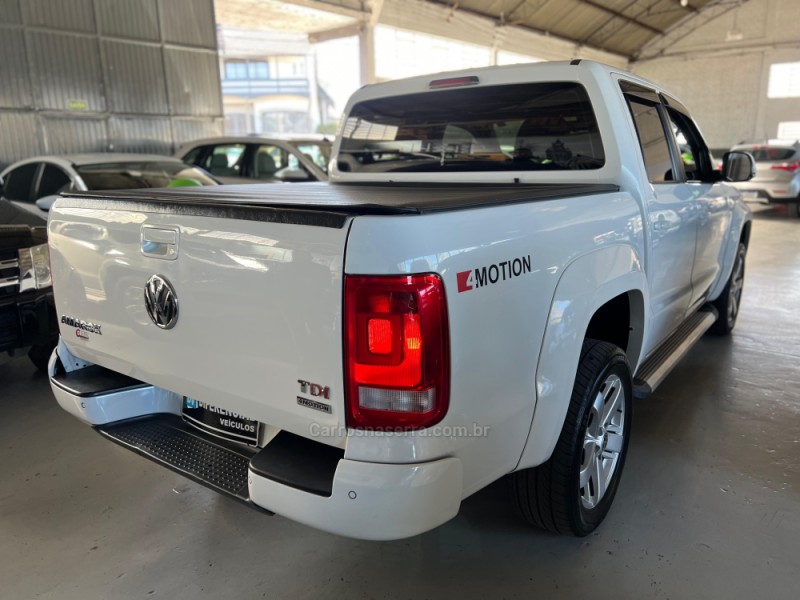 AMAROK 2.0 HIGHLINE 4X4 CD 16V TURBO INTERCOOLER DIESEL 4P AUTOMÁTICO - 2013 - CAXIAS DO SUL