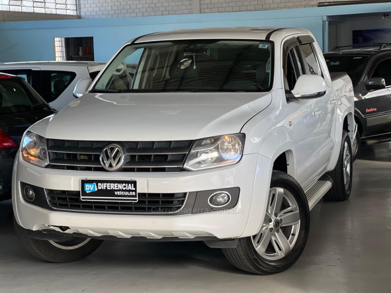 AMAROK 2.0 HIGHLINE 4X4 CD 16V TURBO INTERCOOLER DIESEL 4P AUTOMÁTICO - 2013 - CAXIAS DO SUL