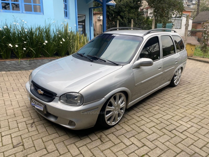 CORSA 1.6 MPFI GLS WAGON 8V GASOLINA 4P MANUAL