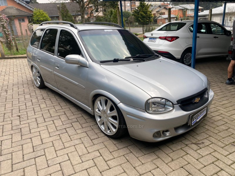 CORSA 1.6 MPFI GLS WAGON 8V GASOLINA 4P MANUAL - 2001 - CANELA