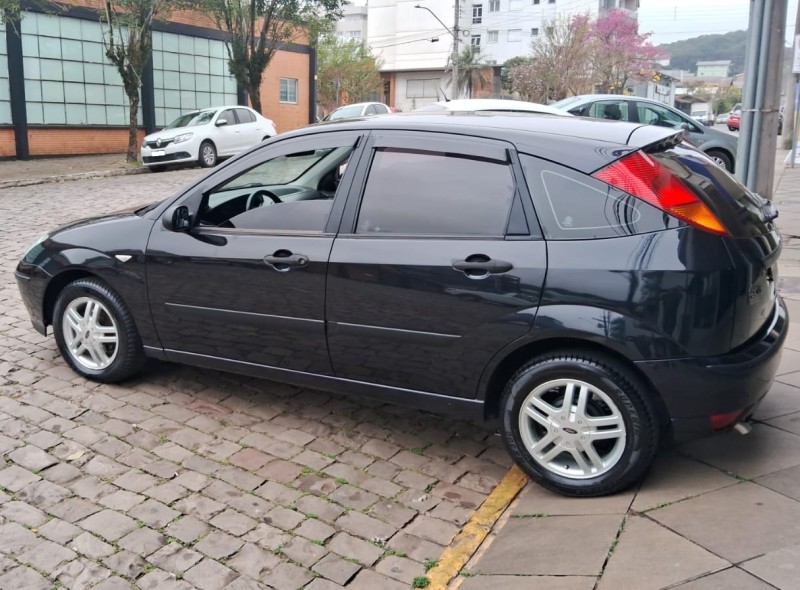 FOCUS 1.6 GL 8V FLEX 4P MANUAL - 2009 - FLORES DA CUNHA