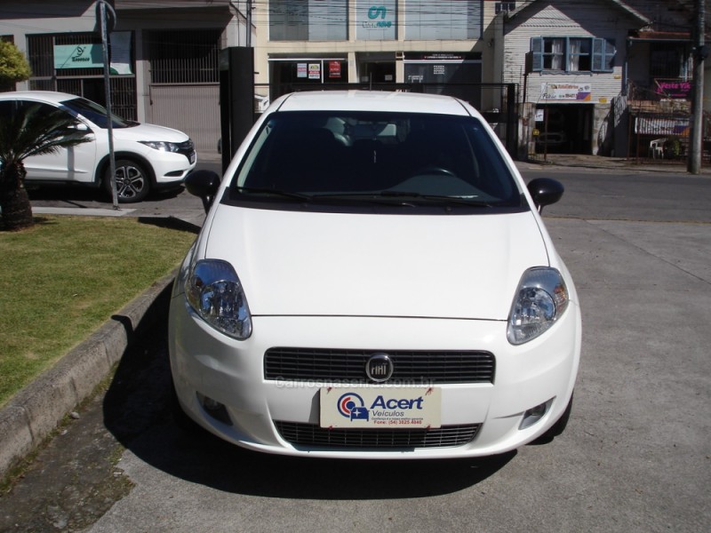 PUNTO 1.6 ESSENCE 16V FLEX 4P MANUAL - 2011 - CAXIAS DO SUL