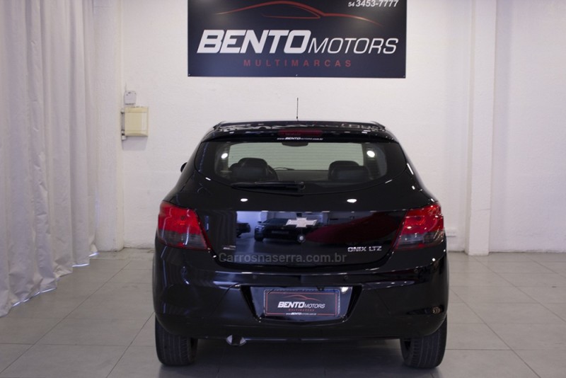 ONIX 1.4 MPFI LTZ 8V FLEX 4P AUTOMÁTICO - 2016 - BENTO GONçALVES