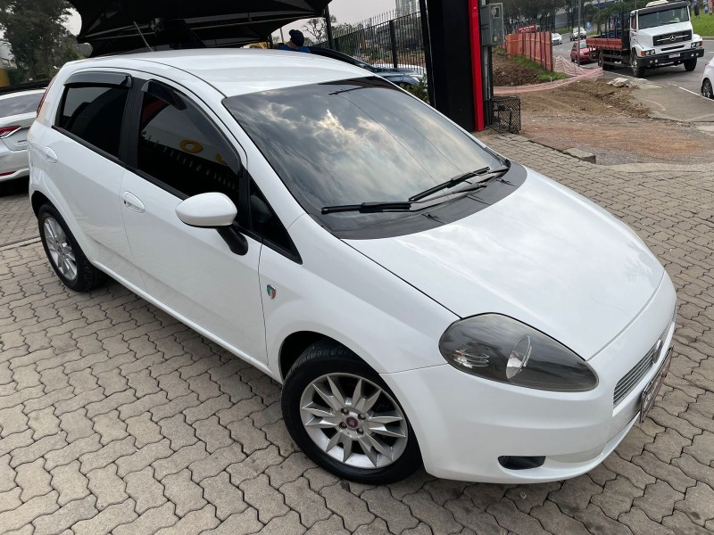 PUNTO 1.4 ATTRACTIVE ITALIA 8V FLEX 4P MANUAL