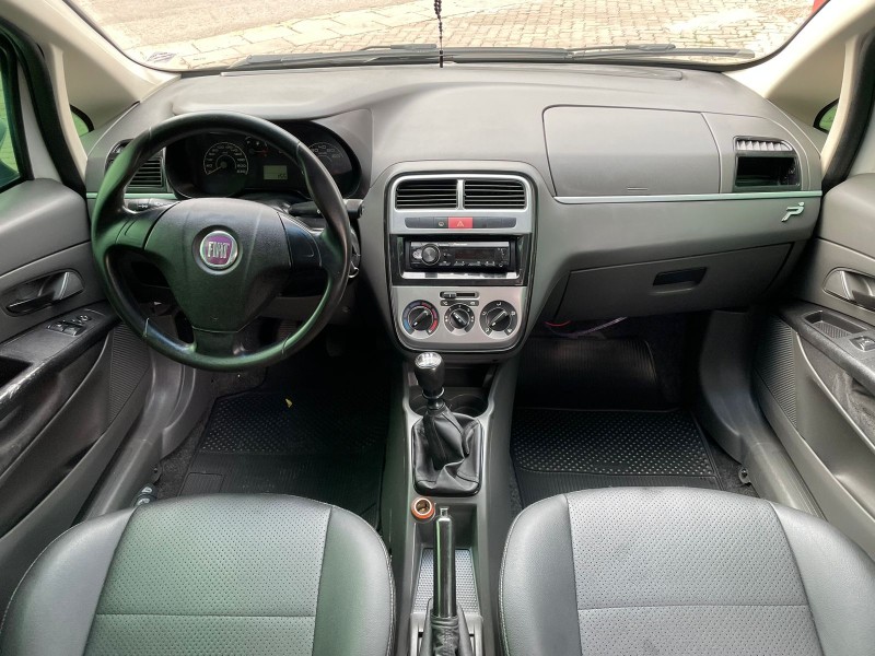 PUNTO 1.4 ATTRACTIVE ITALIA 8V FLEX 4P MANUAL - 2012 - CAXIAS DO SUL