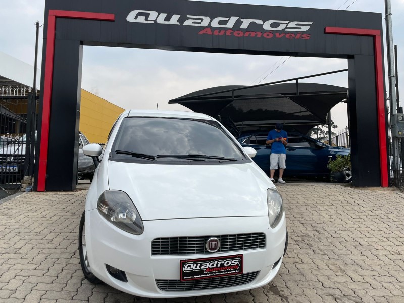 PUNTO 1.4 ATTRACTIVE ITALIA 8V FLEX 4P MANUAL - 2012 - CAXIAS DO SUL