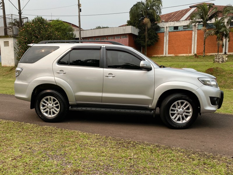 HILUX SW4 3.0 SRV 4X4 16V TURBO INTERCOOLER DIESEL 4P AUTOMÁTICO - 2012 - LAJEADO