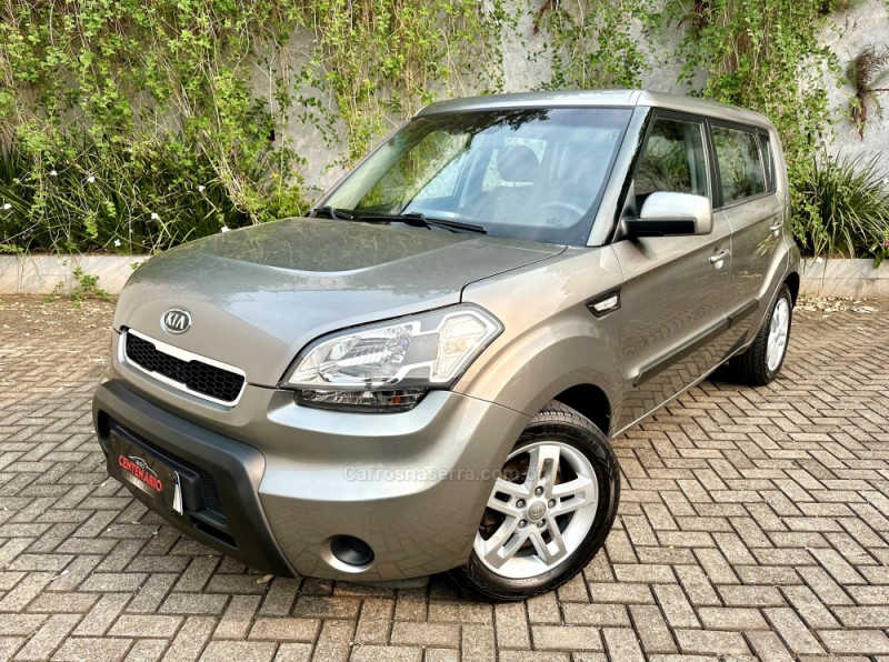 SOUL 1.6 EX 16V FLEX 4P MANUAL - 2012 - SAPIRANGA