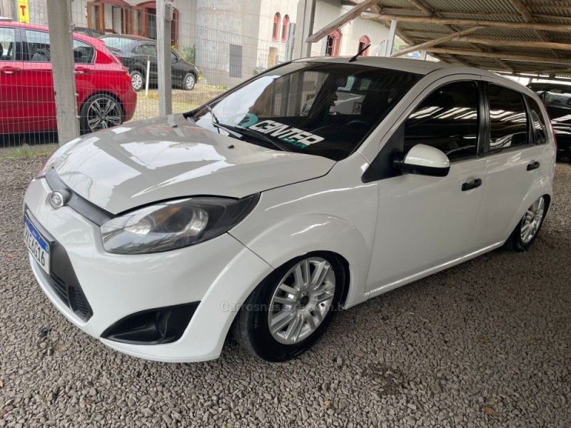 FIESTA 1.0 MPI HATCH 8V FLEX 4P MANUAL - 2013 - FARROUPILHA