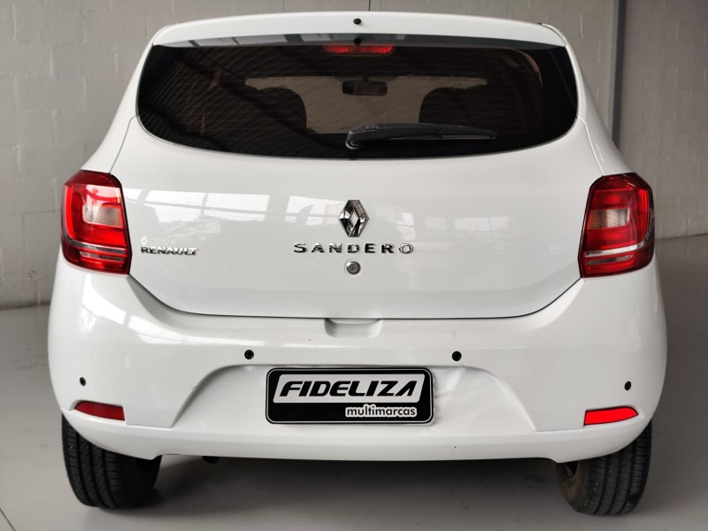 SANDERO 1.0 EXPRESSION 16V FLEX 4P MANUAL - 2016 - FARROUPILHA