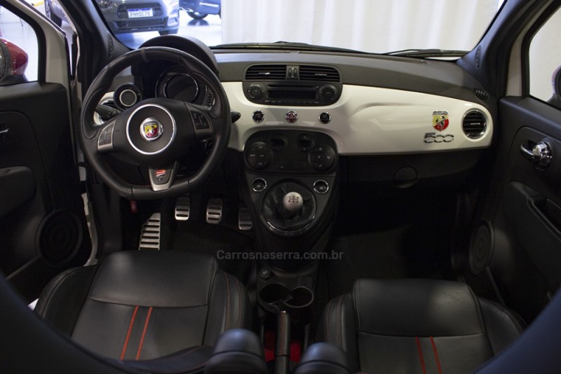 500 1.4 ABARTH 16V TURBO GASOLINA 2P MANUAL - 2015 - BENTO GONçALVES