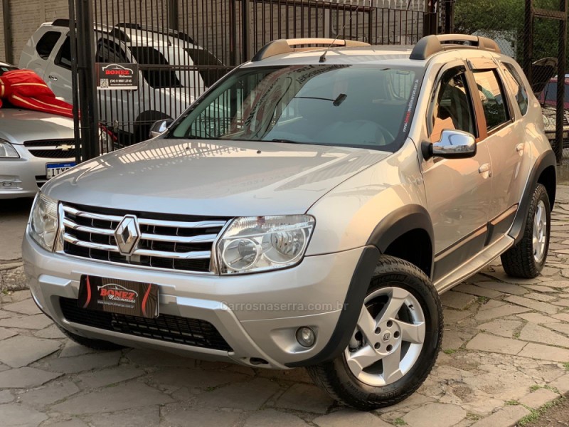 DUSTER 1.6 DYNAMIQUE 4X2 16V FLEX 4P MANUAL - 2014 - CAXIAS DO SUL