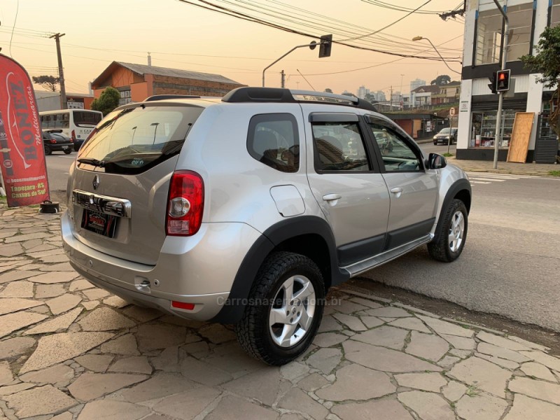 DUSTER 1.6 DYNAMIQUE 4X2 16V FLEX 4P MANUAL - 2014 - CAXIAS DO SUL