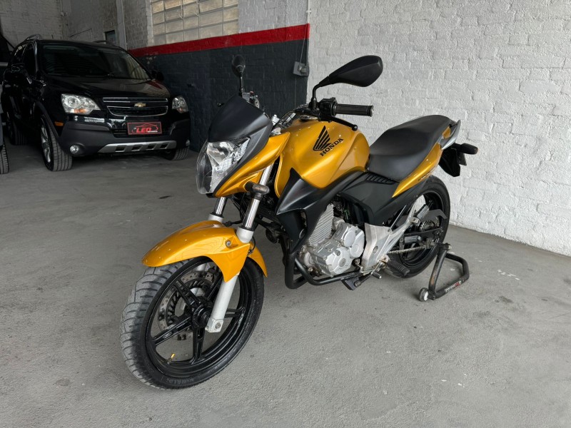 CB 300R  - 2010 - CAXIAS DO SUL