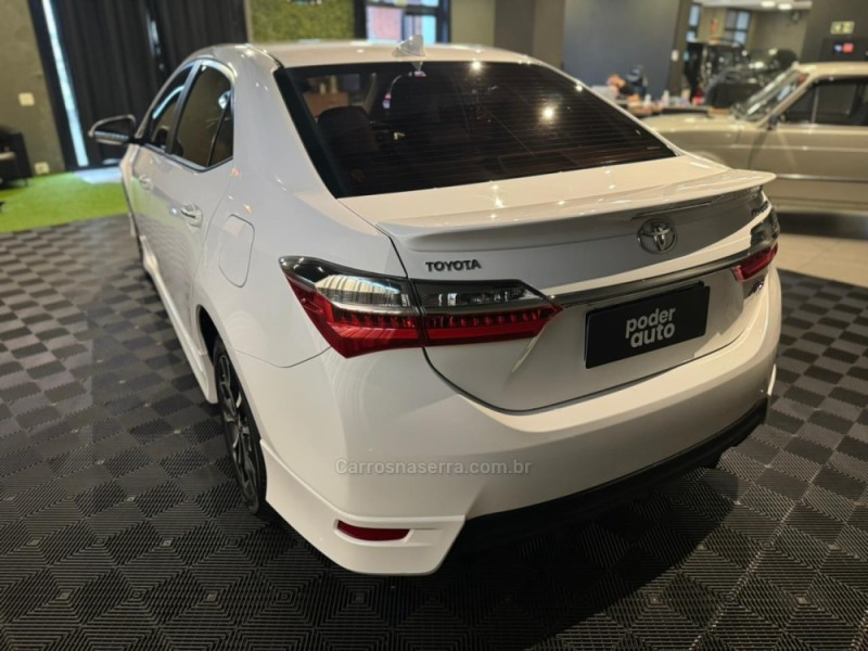 COROLLA 2.0 XRS 16V FLEX 4P AUTOMÁTICO - 2018 - FARROUPILHA