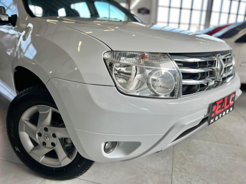 DUSTER 1.6 DYNAMIQUE 4X2 16V FLEX 4P MANUAL - 2013 - CAXIAS DO SUL