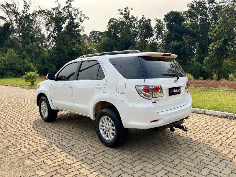 HILUX SW4 2.7 SR 4X2 16V FLEX 4P AUTOMÁTICO - 2015 - LAJEADO