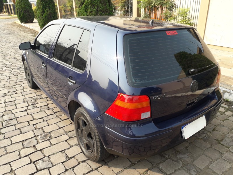 GOLF 1.6 8V GASOLINA 4P MANUAL - 2001 - BENTO GONçALVES