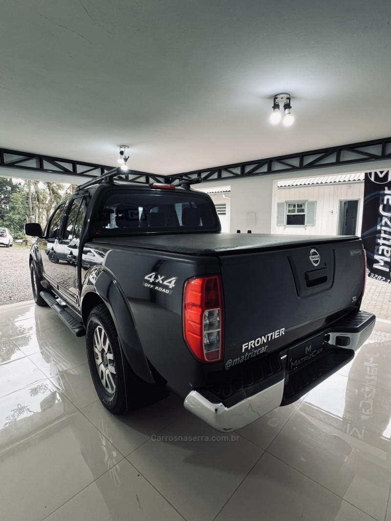 FRONTIER 2.5 SL 4X4 CD TURBO ELETRONIC DIESEL 4P AUTOMÁTICO - 2014 - CANELA